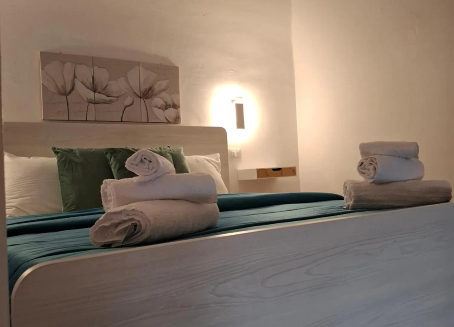 Sunflower Apartment Palermo 0*,  Italy